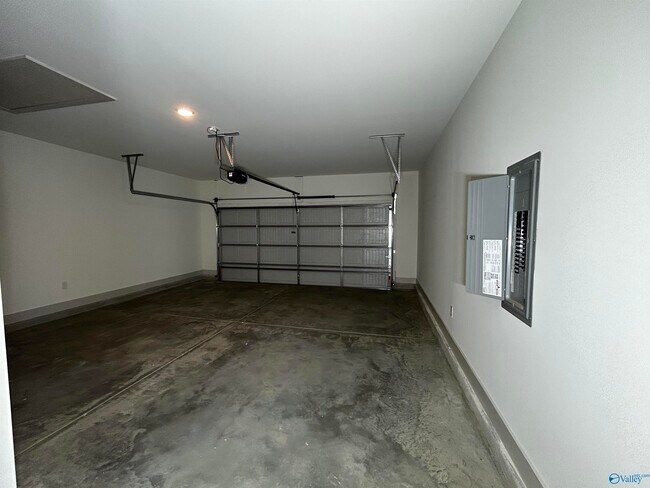 Building Photo - 209 Emma Harris Cir