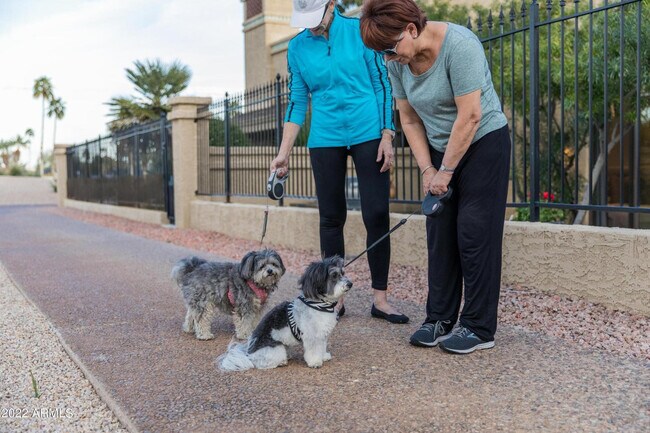 Building Photo - 4830 N 65th St