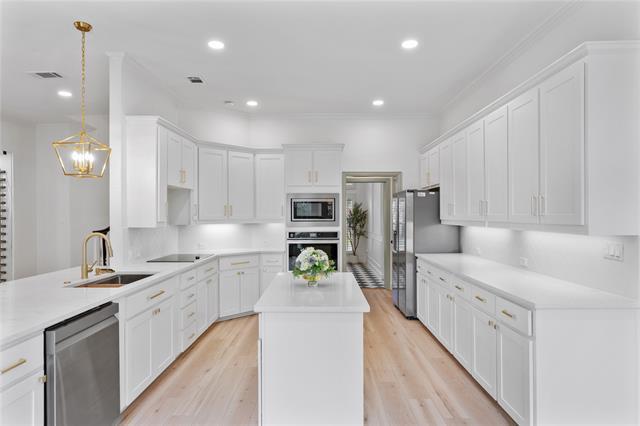 Building Photo - 3316 Westover Dr