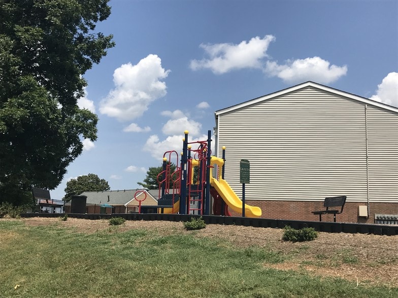 Mountain View Apartments 651 Mountain View Culpeper VA 22701