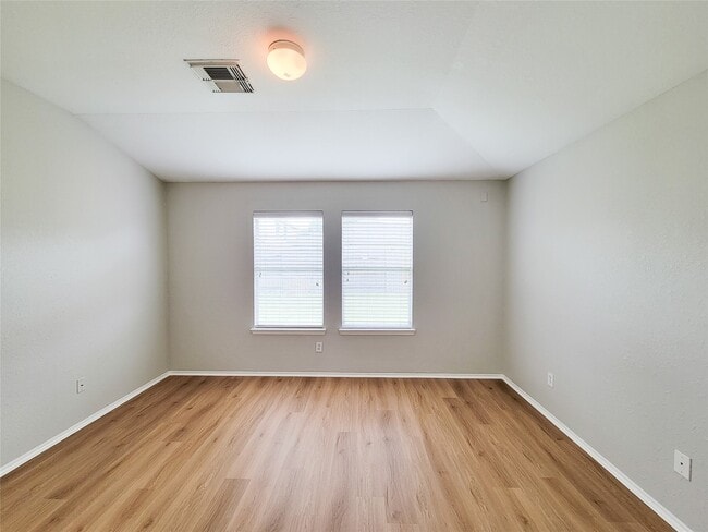 Building Photo - 7438 Fox Knoll Ln