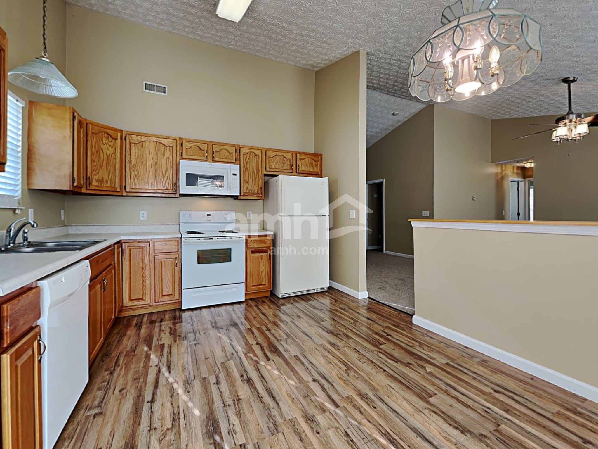 Building Photo - 2855 Greystoke Dr