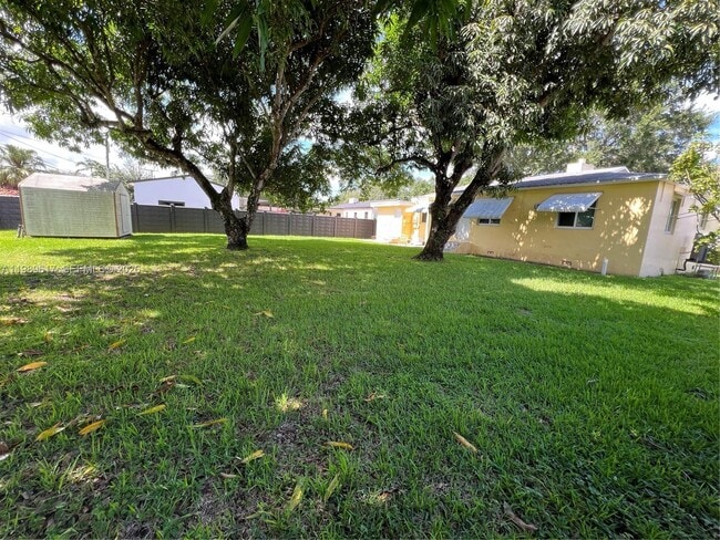 Building Photo - 432 Palmetto Dr