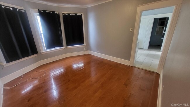 Building Photo - 107 Smith St