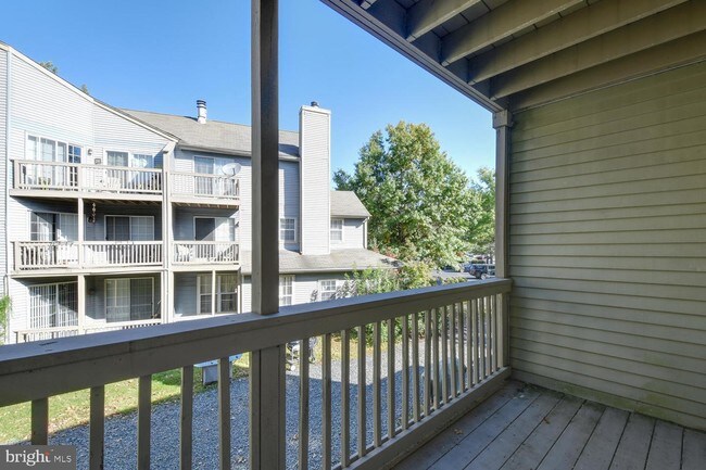 Building Photo - 7392 Elm Ct