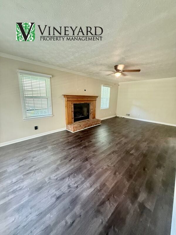 Building Photo - 4925 Falcon Wood Trace NE