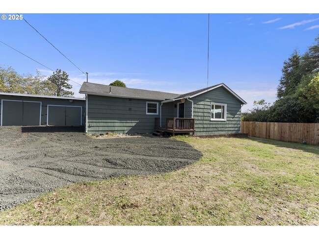 Building Photo - 63701 Chamberlain Rd