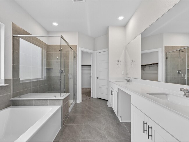 Building Photo - 17908 Grv Crk Ln