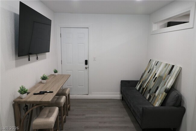 Building Photo - 4800 Fernley Way