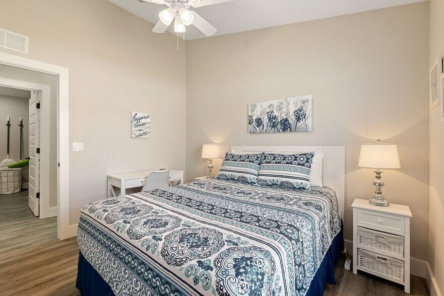 Building Photo - 1000 Josiah St