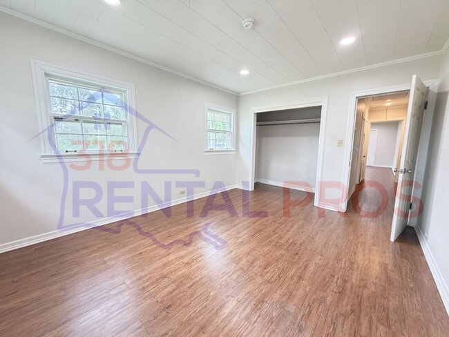 Building Photo - 4 Bed 3 Bath Home in Ruston!
