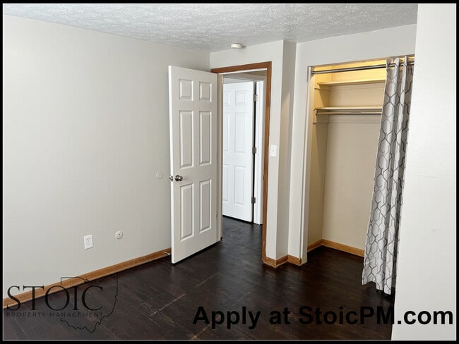 Building Photo - 5270 Carbondale Dr