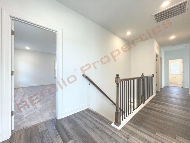 Building Photo - 709 Hardin Hill Lane