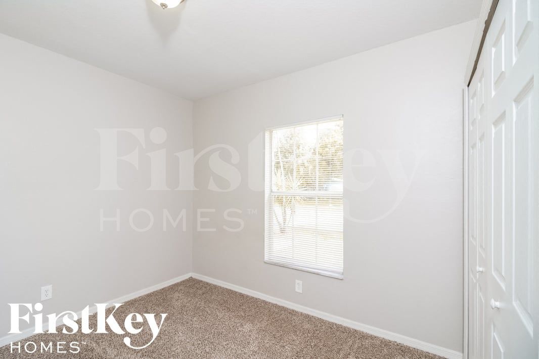 Building Photo - 2641 Yamada Ln