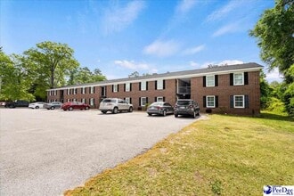 Building Photo - 319 Revell Dr