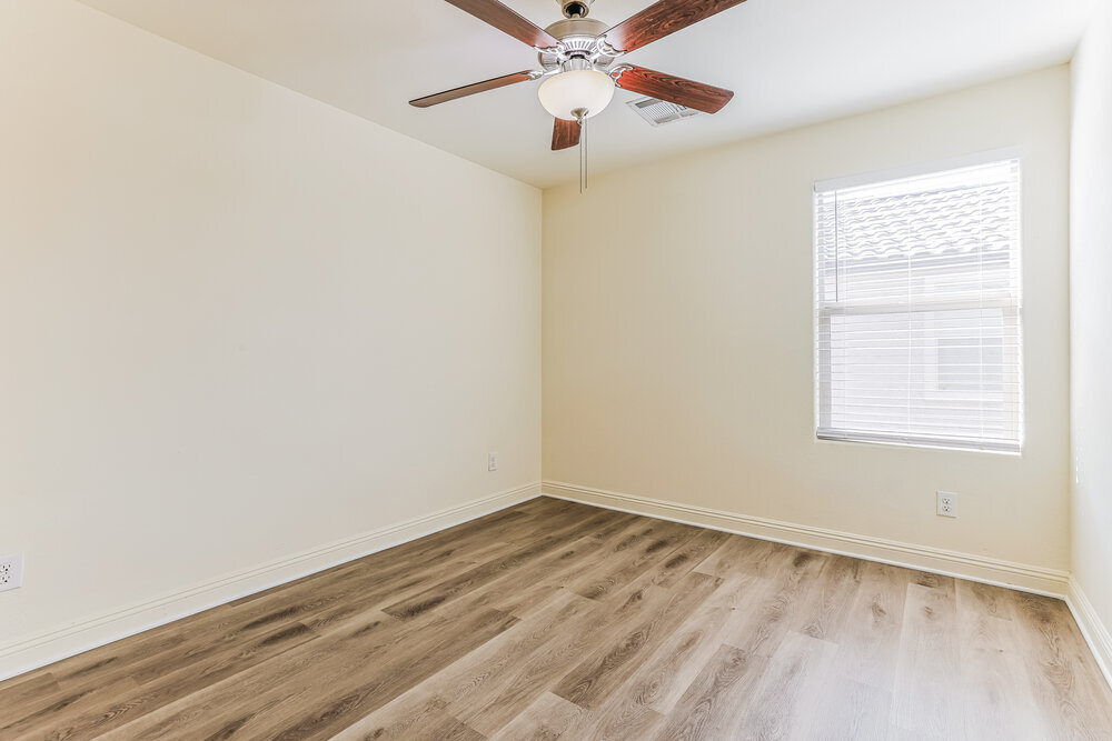 Building Photo - 5537 E Jaeger St