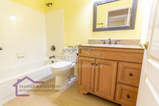 Building Photo - 1101 N Jackson St