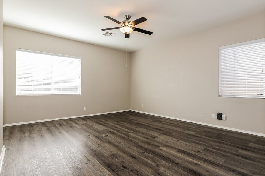 Building Photo - 13587 W Tara Ln