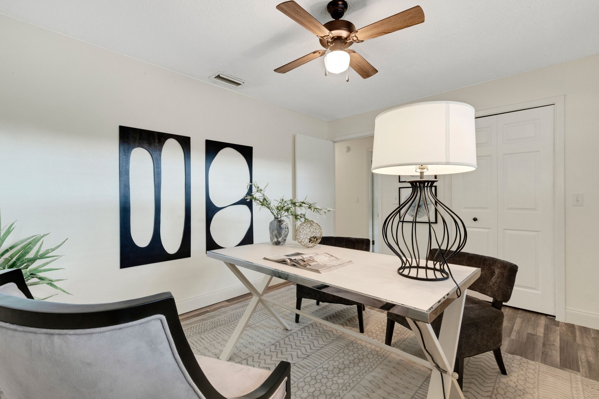 Building Photo - 1100 Pinellas Point Dr S