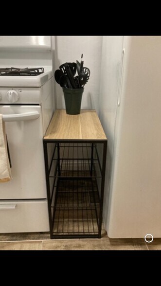 Building Photo - 3616 W Adams Blvd