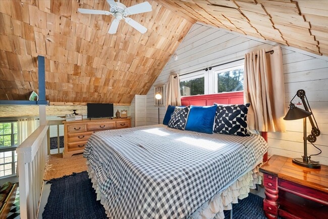 Building Photo - 2796 Camp Easter Rd