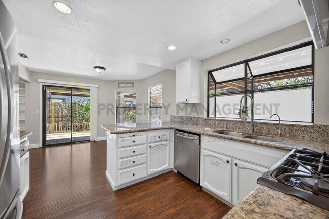 Building Photo - Spacious 4-Bedroom Retreat with 2.5 Baths