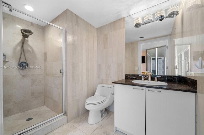 Building Photo - 17555 Collins Ave