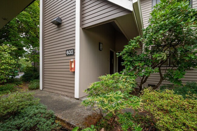 Primary Photo - Beautiful 2-bed, 2-bath condo in Seattle f...