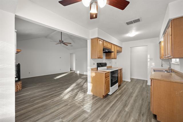 Building Photo - 7509 Echo Hill Dr