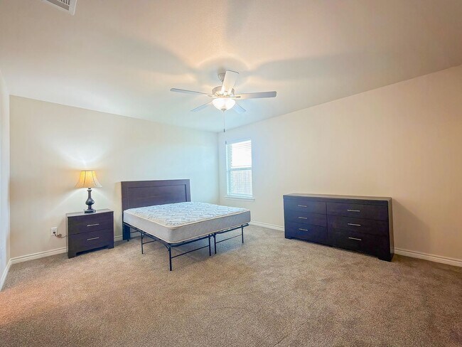 Building Photo - 1341 Bajada St