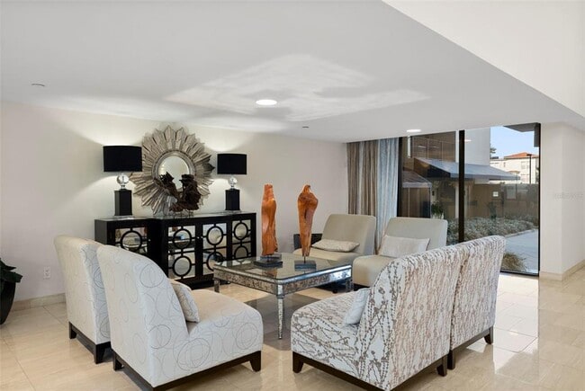 Building Photo - 3301 Bayshore Blvd