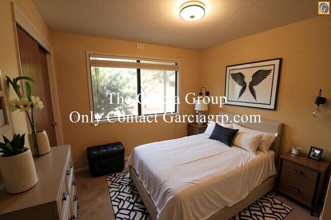 Building Photo - 9585 SW New Forest Dr