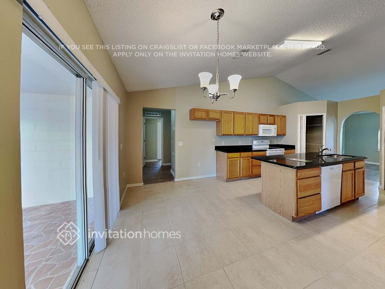 Building Photo - 1130 St Tropez Ct