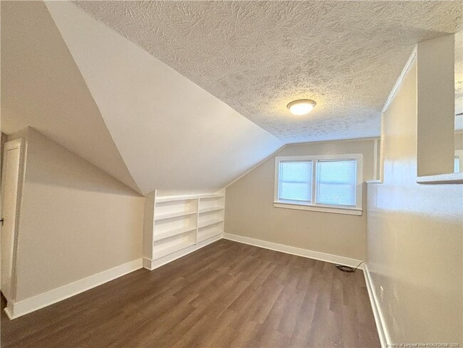 Building Photo - 1525 Fort Bragg Rd