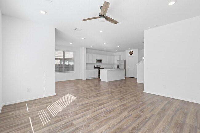 Building Photo - 23810 Maida View Trl