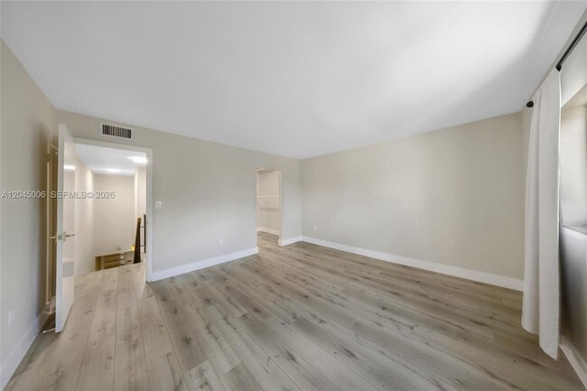 Building Photo - 20 NW 87th Ave