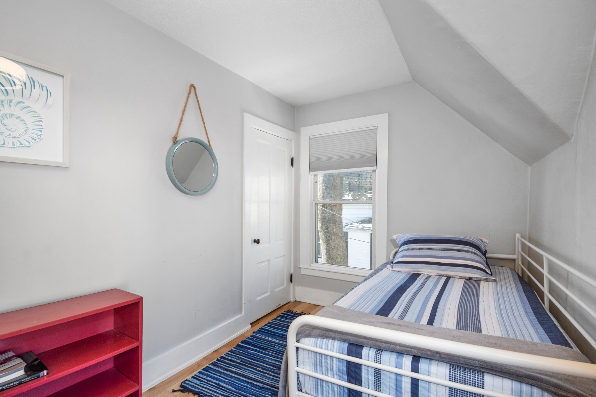 Building Photo - 87 Pleasant St