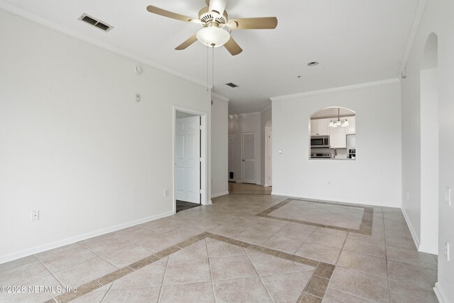 Building Photo - 7990 Baymeadows Cir E