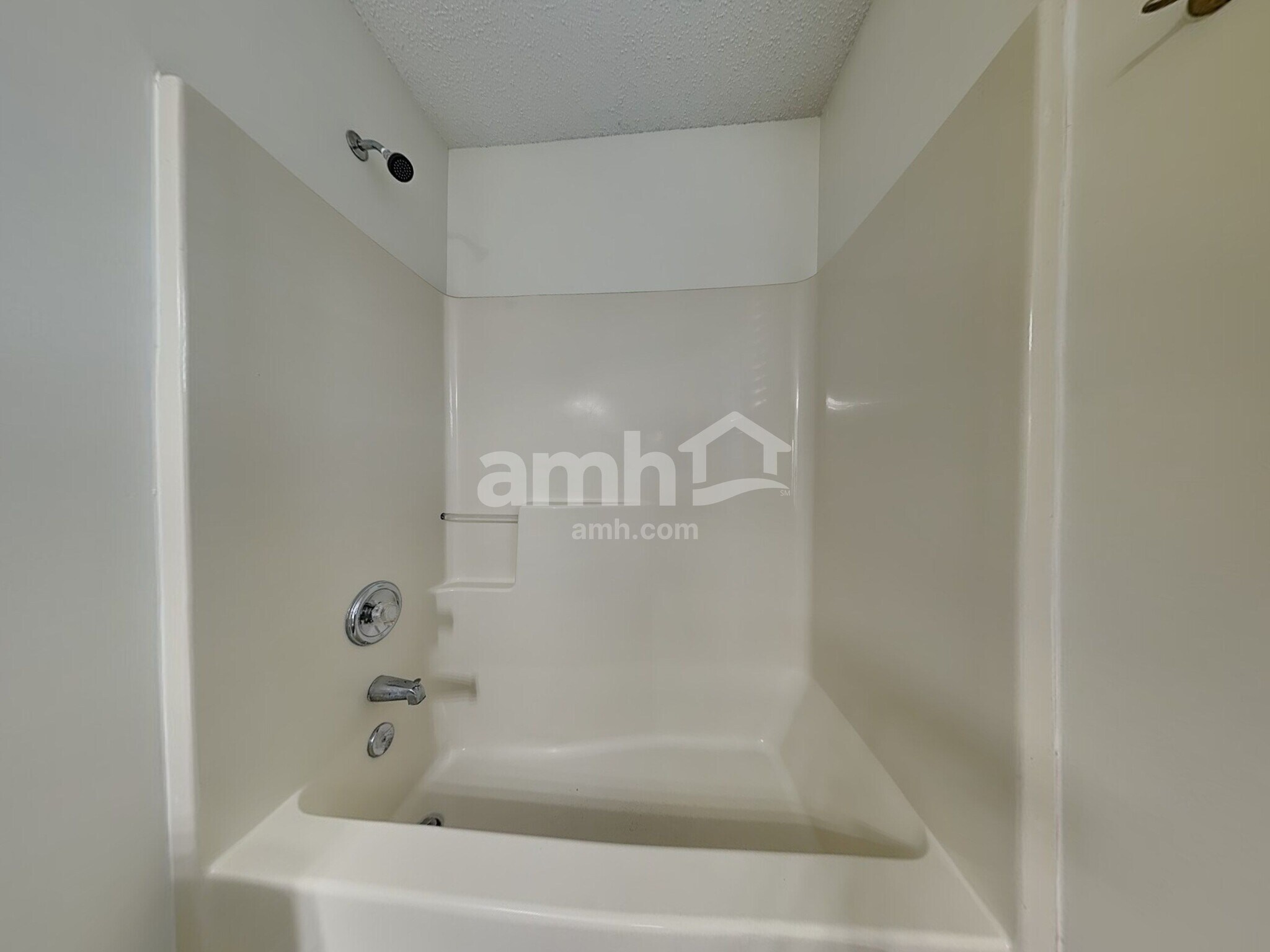 Building Photo - 5850 Mahogany Pl SW