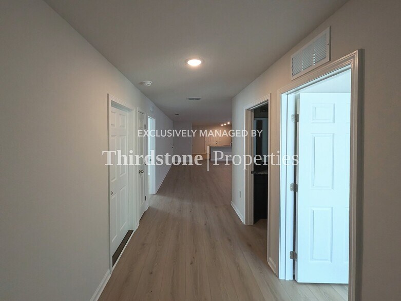 Building Photo - 5407 Potomac Ave