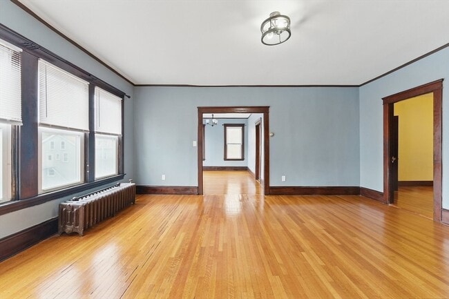 Building Photo - 466 Locust St