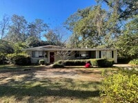Building Photo - 1116 Pinecrest Dr