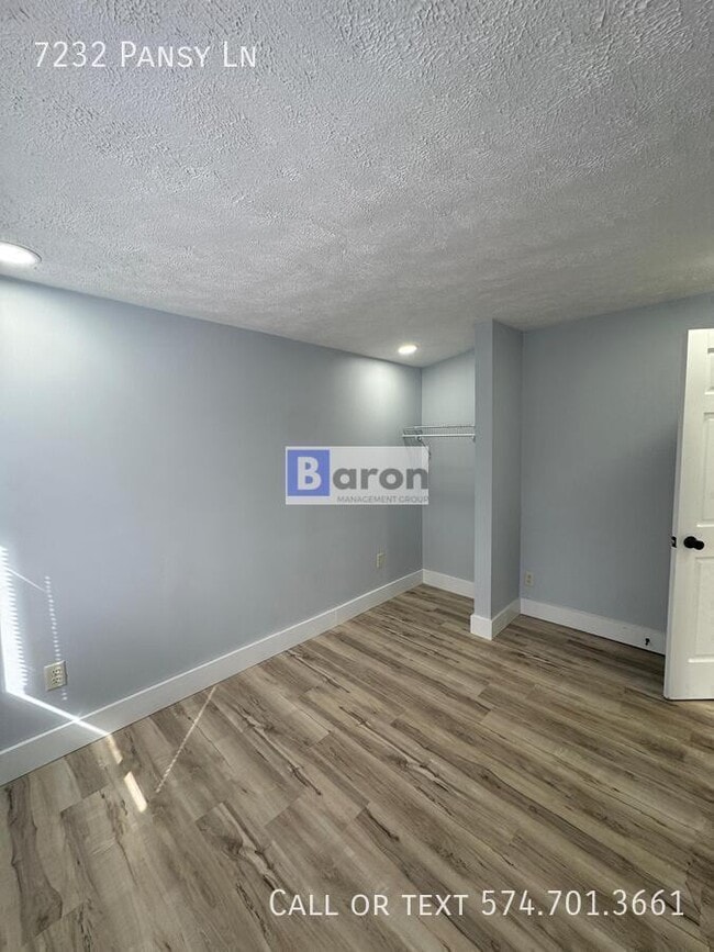 Building Photo - 7232 Pansy Ln