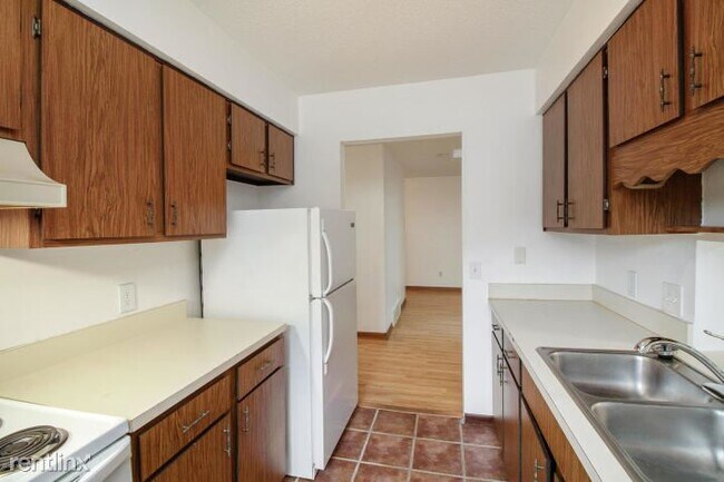 Building Photo - 2 br, 1 bath  - 2949 Danford Creek Dr Apt 3