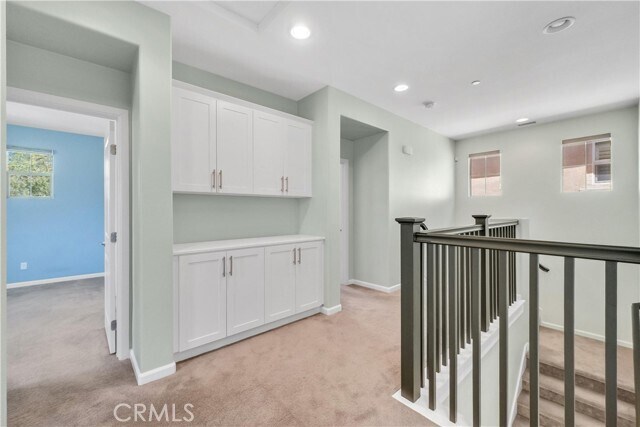 Building Photo - 137 Primrose Dr