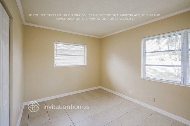 Building Photo - 781 SW 66th Ave