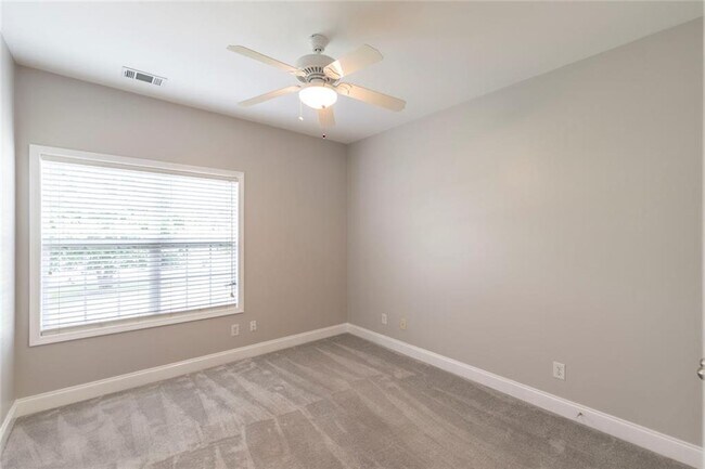 Building Photo - 104 Bryce Dr