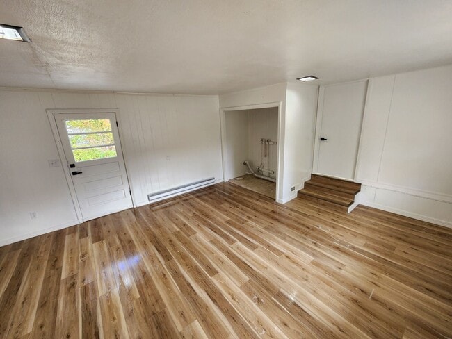 Building Photo - Cozy 3BR Home in Elida - $1,595 - Fully Re...