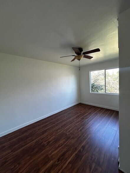 Building Photo - 10620 Downey Ave