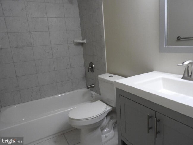 Building Photo - 15531 Peach Walker Dr